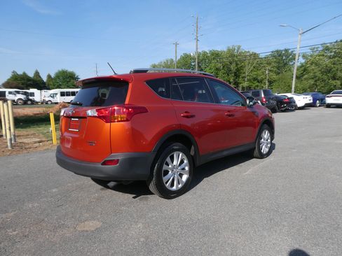 Used 2015 Toyota RAV4 Limited image 5
