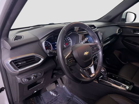 Used 2023 Chevrolet TrailBlazer ACTIV w/ Technology Package image 23