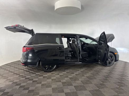 Certified 2023 Honda Odyssey Sport image 19