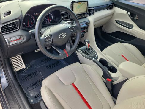 Used 2019 Hyundai Veloster Turbo Ultimate image 20
