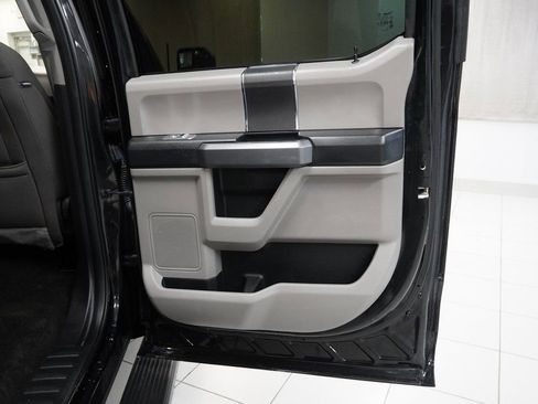 Used 2018 Ford F150 XLT image 23