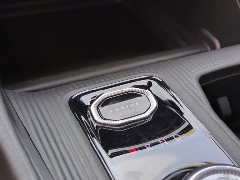 New 2026 Jeep Cherokee Overland w/ Trailer Tow Group AWD/4WD image 30