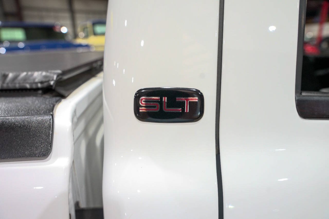 Used 2005 GMC Sierra 1500 SLT w/ Light Duty Power Package RWD image 24
