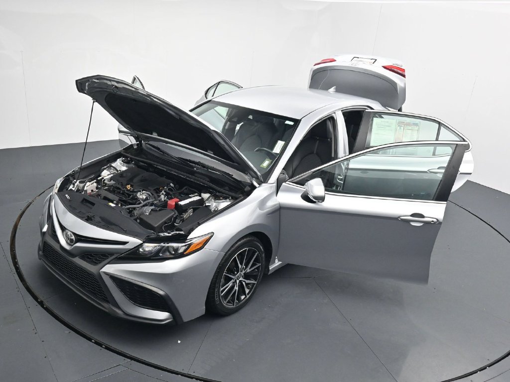 Used 2024 Toyota Camry SE FWD image 41