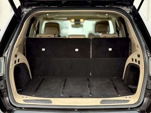 Used 2017 Jeep Grand Cherokee Limited image 30