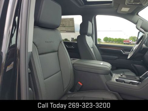 New 2025 GMC Sierra 2500 Denali w/ Denali Reserve Package image 30