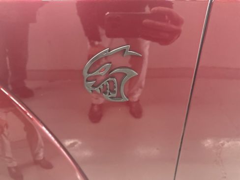 Used 2019 Dodge Challenger SRT Hellcat Redeye image 6