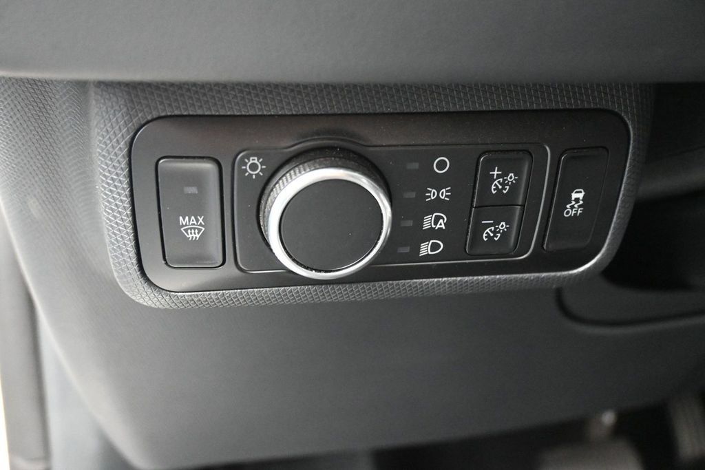 Used 2023 Ford Mustang Mach-E Select RWD image 11
