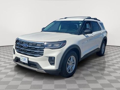 New 2026 Ford Explorer Active w/ Active Comfort Package RWD image 3