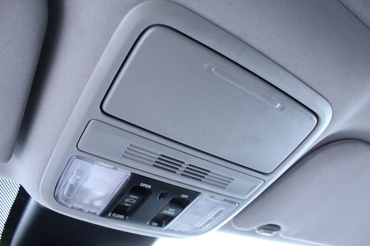 Used 2024 Honda Odyssey EX-L image 29