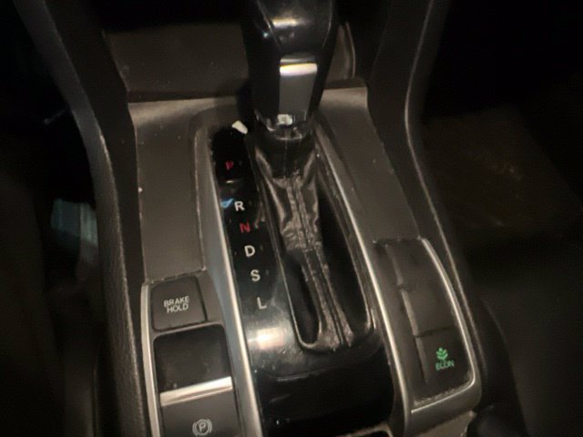 Used 2018 Honda Civic Touring image 12