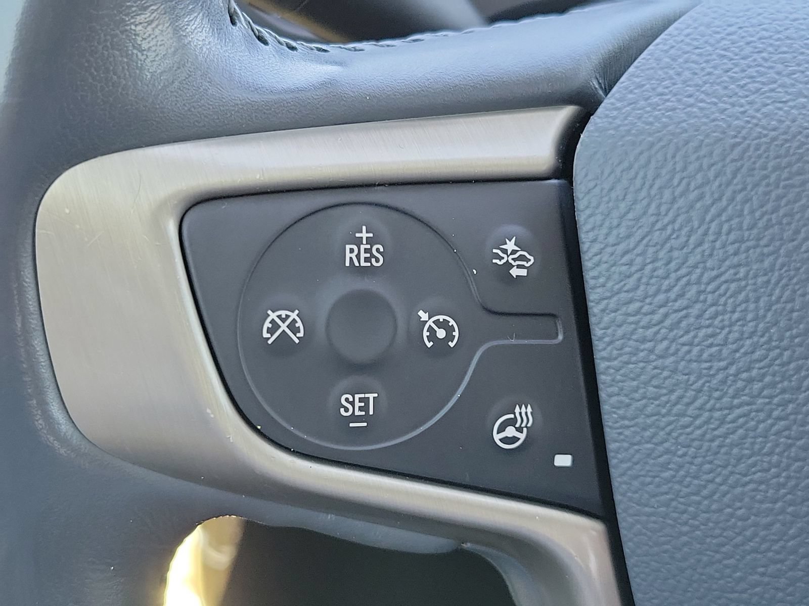 Used 2021 GMC Acadia Denali w/ LPO, Floor Liner Package FWD image 14