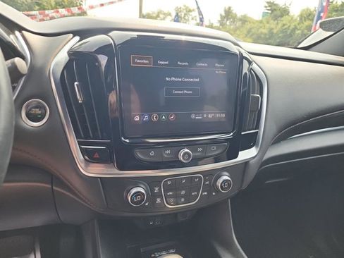 Used 2022 Chevrolet Traverse RS w/ LPO, Floor Liner Package AWD/4WD image 15