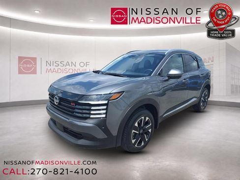 Used 2025 Nissan Kicks SR FWD image 4