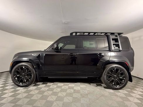 New 2026 Land Rover Defender 110 OCTA AWD/4WD image 3