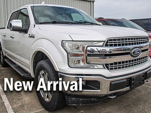 Used 2018 Ford F150 Lariat w/ Equipment Group 502A Luxury image 4