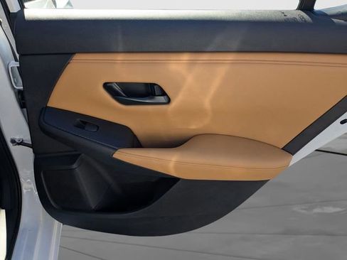 New 2025 Nissan Sentra SV w/ SV Premium Package FWD image 30