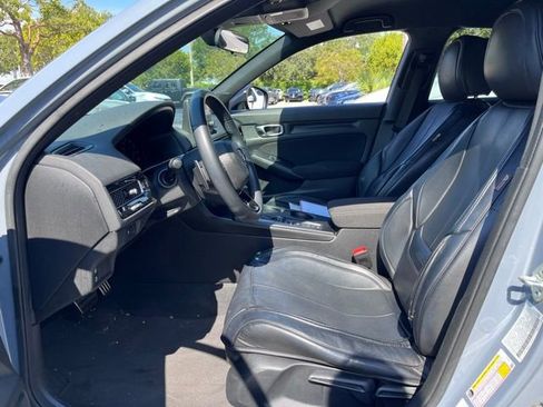 Used 2023 Honda Civic Sport image 6