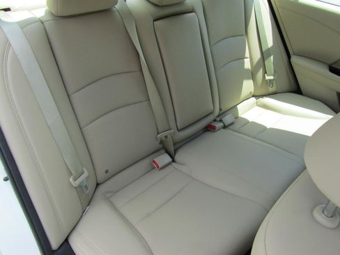 Used 2015 Honda Accord EX-L image 24