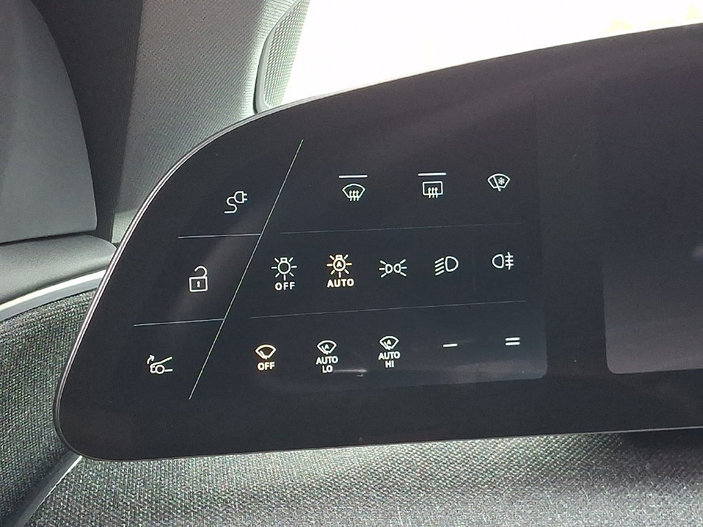 Used 2025 Lucid Air Touring AWD/4WD image 22