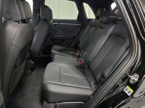 New 2025 Audi Q3 2.0T Premium image 17