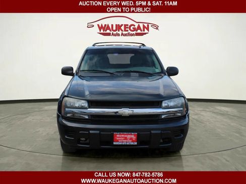 Used 2006 Chevrolet TrailBlazer LS AWD/4WD image 2