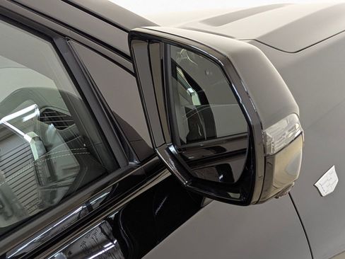 New 2026 Cadillac Escalade Sport w/ LPO, ONYX Package image 20