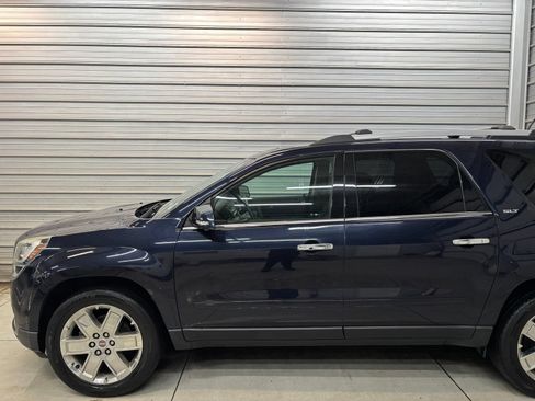 Used 2017 GMC Acadia Limited SLT AWD/4WD image 3