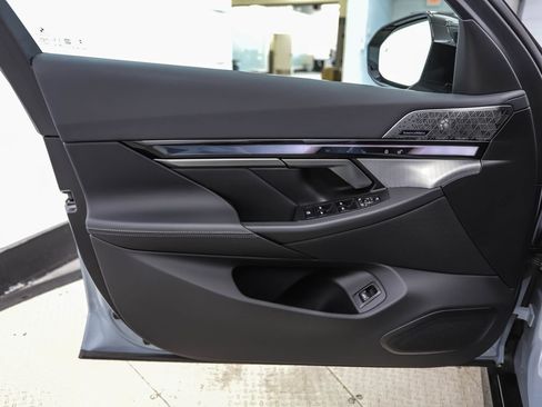 Certified 2024 BMW i5 M60 w/ Premium Package AWD/4WD image 9