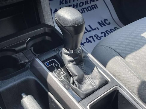 Used 2022 Toyota Tacoma SR5 w/ Technology Package RWD image 28