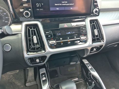 Used 2021 Kia Sorento SX FWD image 18