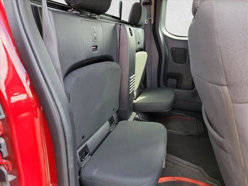 Used 2022 Nissan Frontier SV RWD image 12