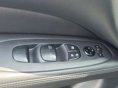 Used 2020 Nissan Pathfinder SL w/ Cargo Package AWD/4WD image 33