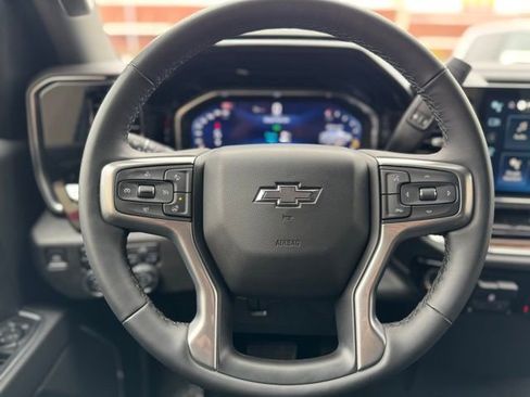 Certified 2024 Chevrolet Silverado 1500 RST image 25