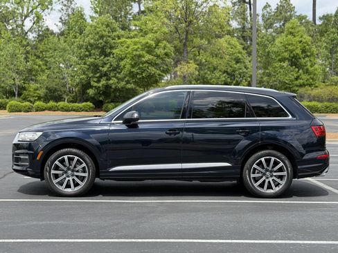 Used 2017 Audi Q7 3.0T Prestige w/ Prestige Package image 4