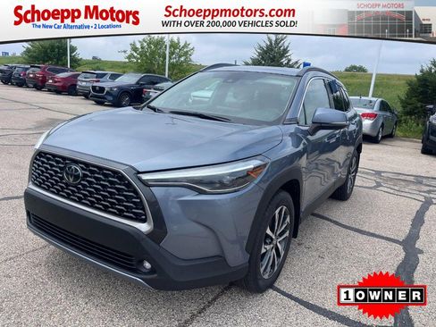 Used 2022 Toyota Corolla Cross XLE AWD/4WD image 1