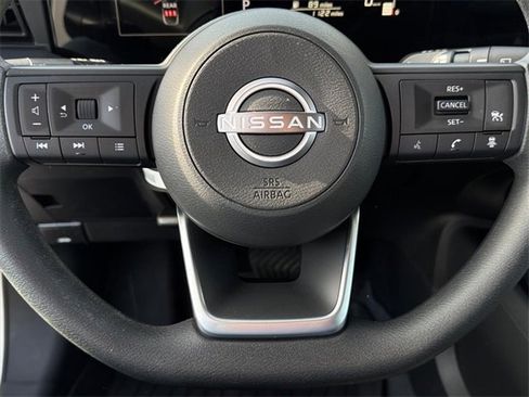 Certified 2025 Nissan Kicks S image 19