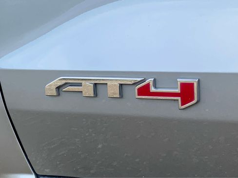 Used 2023 GMC Canyon AT4 w/ AT4 Premium Package image 25