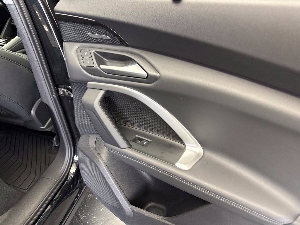 Used 2025 Audi Q5 Premium Plus AWD/4WD image 27