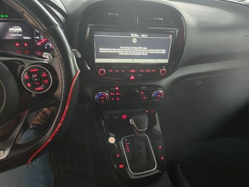 Used 2020 Kia Soul GT-Line Turbo image 2