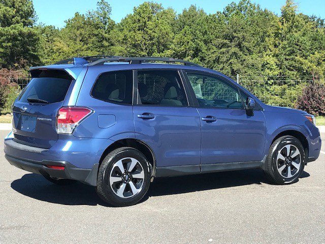 Used 2018 Subaru Forester 2.5i Premium w/ All-Weather Package AWD/4WD image 4