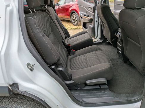 Used 2019 GMC Acadia SLE image 36