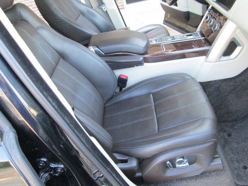 Used 2017 Land Rover Range Rover Supercharged AWD/4WD image 45