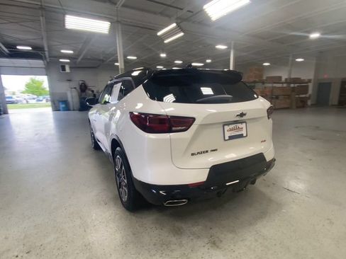 Certified 2023 Chevrolet Blazer RS w/ LPO, Floor Liner Package AWD/4WD image 9