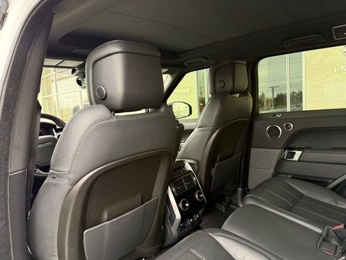 Used 2021 Land Rover Range Rover Sport HSE Silver Edition image 11