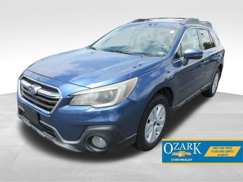 Used 2019 Subaru Outback 2.5i Premium w/ Popular Package #2 AWD/4WD image 1