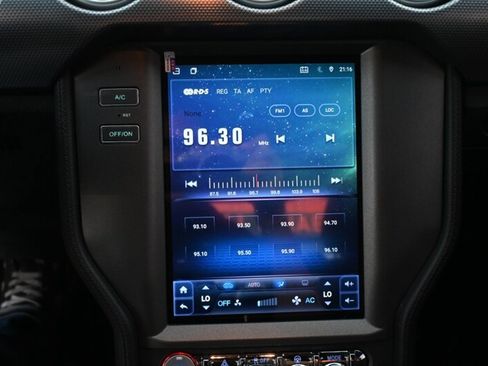 Used 2018 Ford Mustang GT image 32