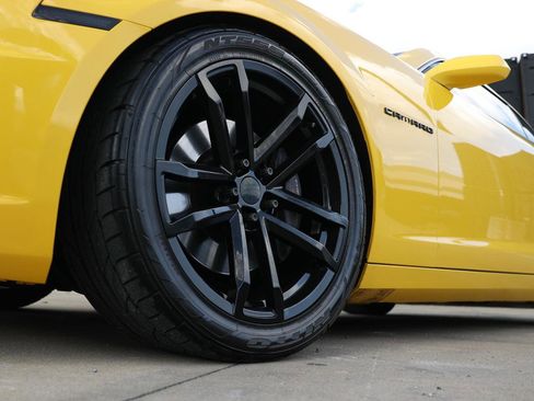 Used 2010 Chevrolet Camaro SS w/ RS Package RWD image 31