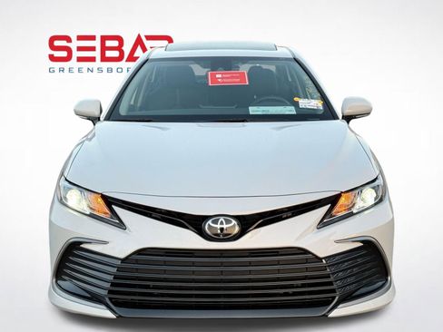 Used 2024 Toyota Camry LE w/ Convenience Package image 4