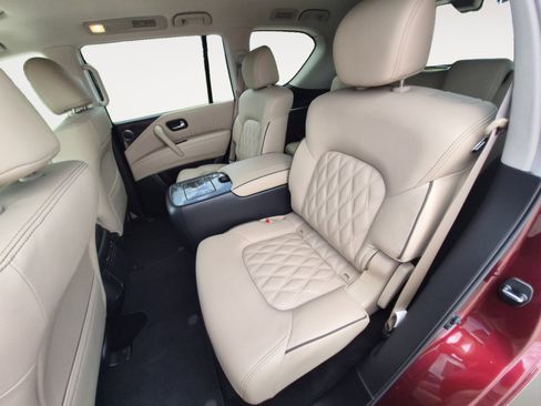 Used 2024 Nissan Armada Platinum w/ Captain's Chairs Package RWD image 24